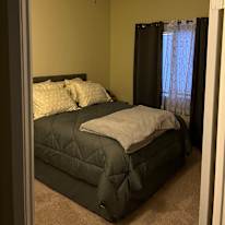 Mercedes's room