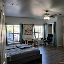 Darlene Davis's room