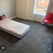 Ali's room