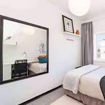 Jos Milne's room