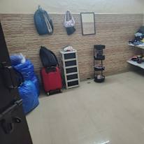 Aakriti's room