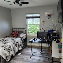 Armando's room