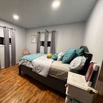 Tora's room