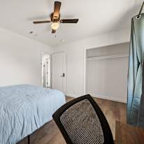 Magali A.'s room