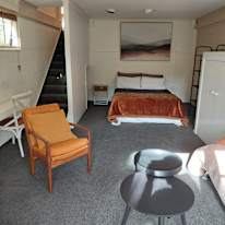 M A Barbalich's room