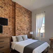 Three BED Two BATH IN PRIME BUSHWICK's room