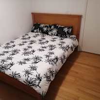 Laurent's room
