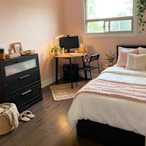 hanna's room