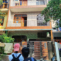 Amitesh's room