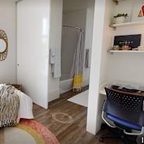 Young-Bin's room