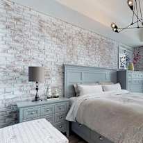 Warren's room