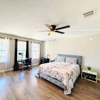 Vivian's room