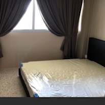 Luis's room