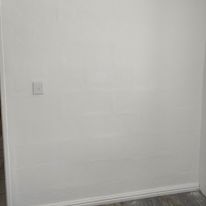 Iegshaan Adams's room