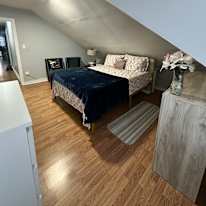 Ode's room