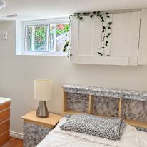 Jair's room