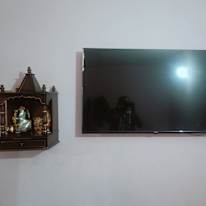 Naresh's room