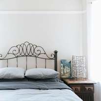 NOPA Room for rent's room