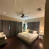 Greyvi's room