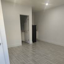 Luis's room