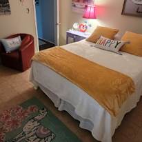 Lyne lheureux's room