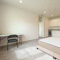 Lakevilla's room