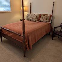 Tom's room