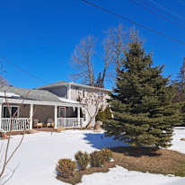CATHERINE ZHANG's room