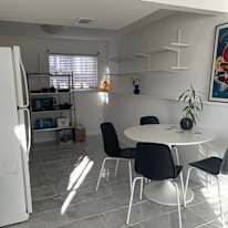 Carmen Hobbs's room