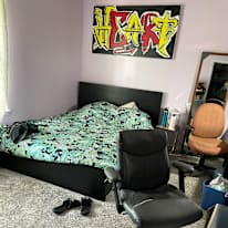 Jen's room