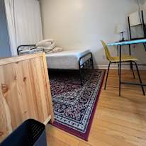 Craig YOW's room