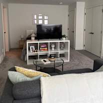 Andrea's room