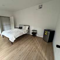 Eduardo's room