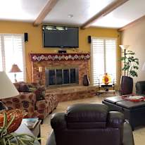 Luis's room