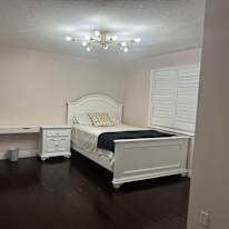 Hira's room