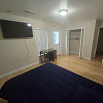 Luis's room