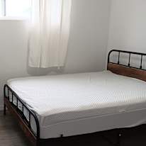 Christy Le's room