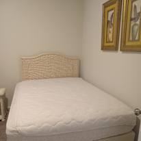 Linda Alonso's room