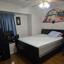 Kelly's room