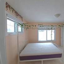 Yuna's room