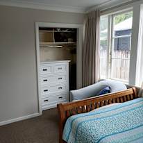 LYNDA's room