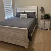 Lynn's room