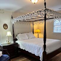 Ernie and Donna's room
