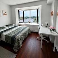 Meryem ikbal Yaman's room