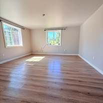 Luis's room