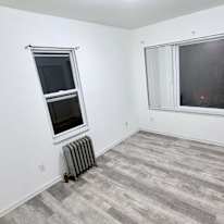 Lesly's room