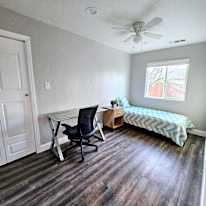 Silvia's room