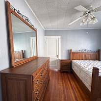 R J Homes's room