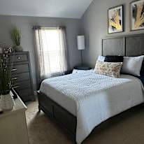 Gwen's room