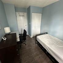 Randy's room
